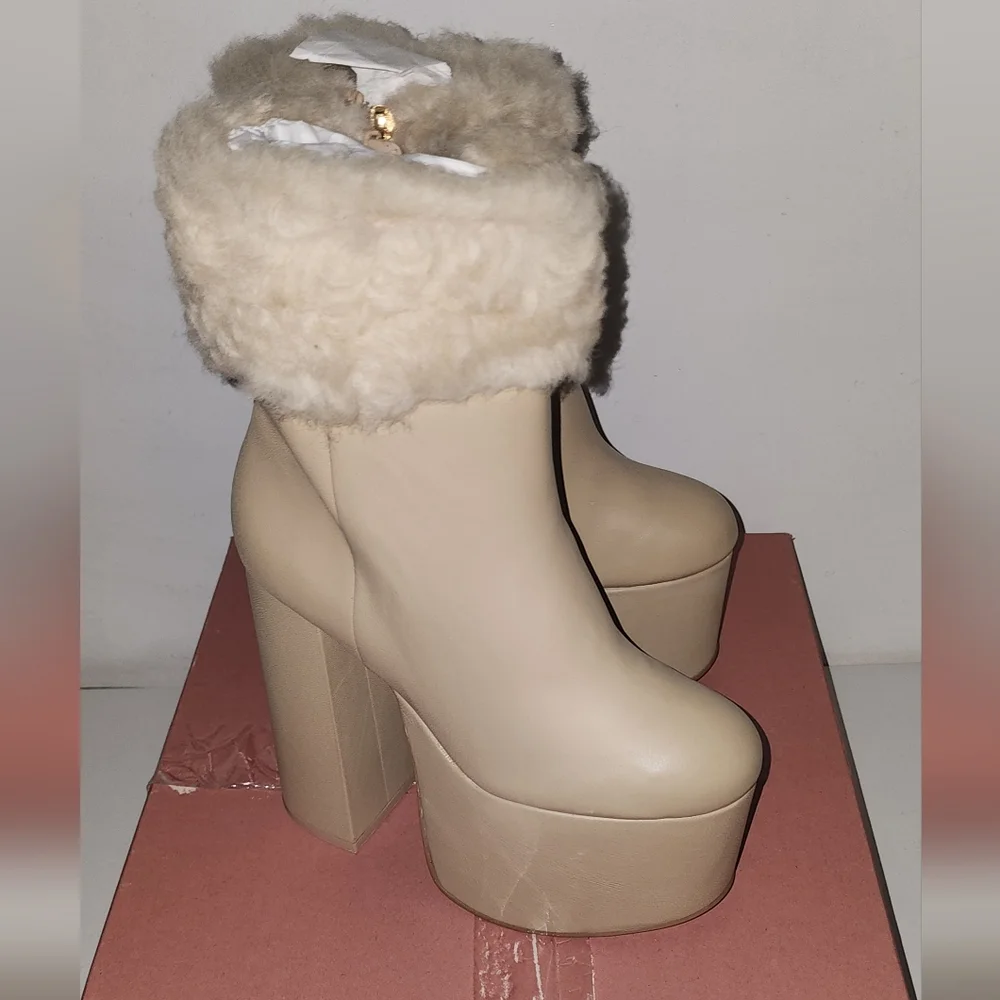 NIB- Cult Gaia Katya Genuine Shearling Boot Sz 5.5